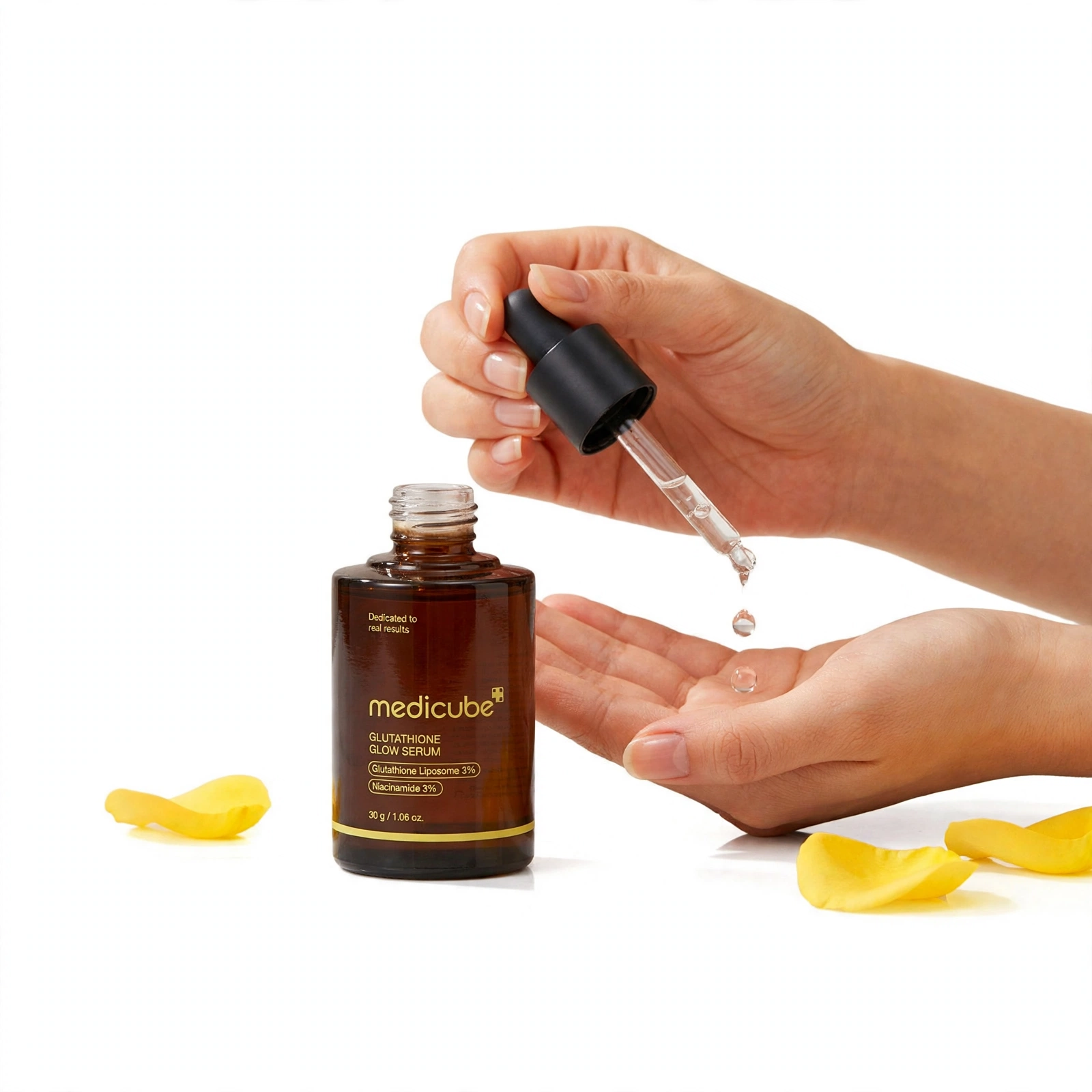 Medicube Glutathione Glow Serum (30g) – Brightening with 5% Niacinamide